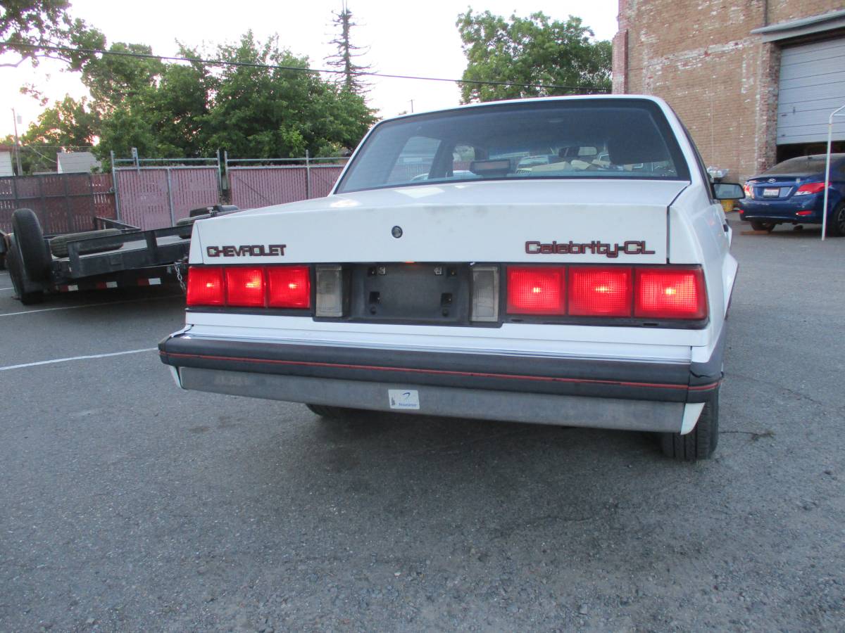 Chevrolet-euro-sport-1989-white-6