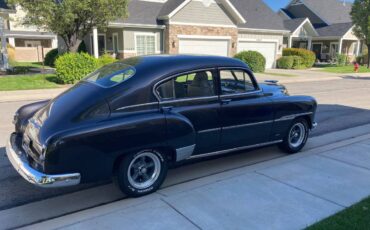 Chevrolet-fleetline-1951-black-2