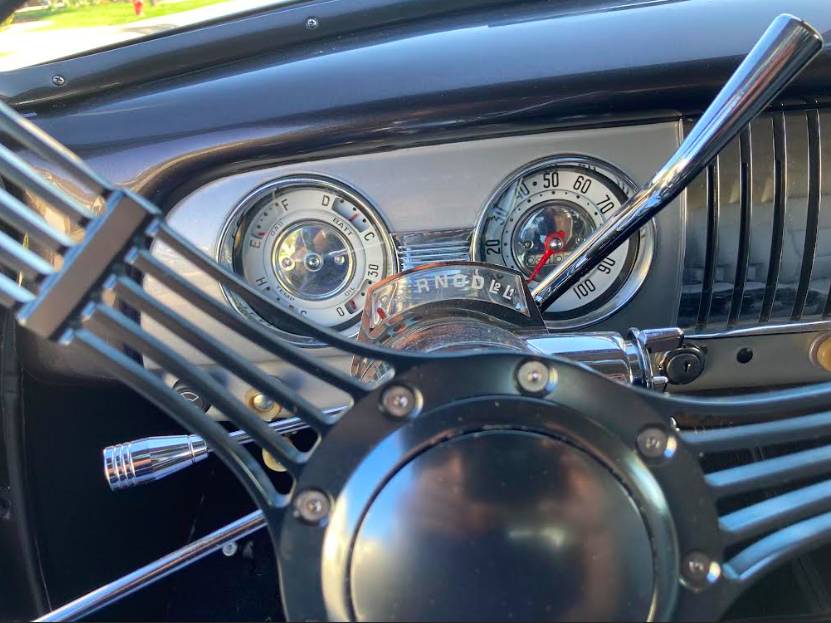 Chevrolet-fleetline-1951-black-3