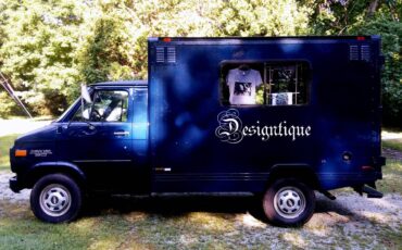 Chevrolet-g-series-1-ton-nominal-diesel-1995-blue