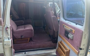 Chevrolet-g-series-34-ton-1990-11