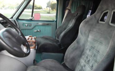Chevrolet-g-series-34-ton-nominal-1993-green-11