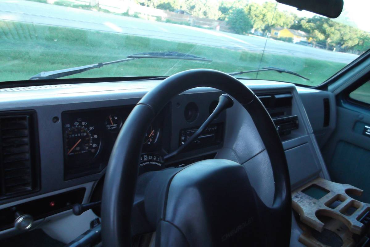 Chevrolet-g-series-34-ton-nominal-1993-green-12