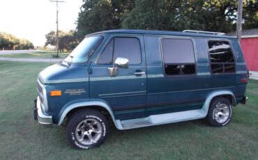 Chevrolet-g-series-34-ton-nominal-1993-green-15