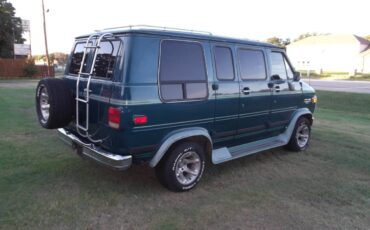 Chevrolet-g-series-34-ton-nominal-1993-green-2