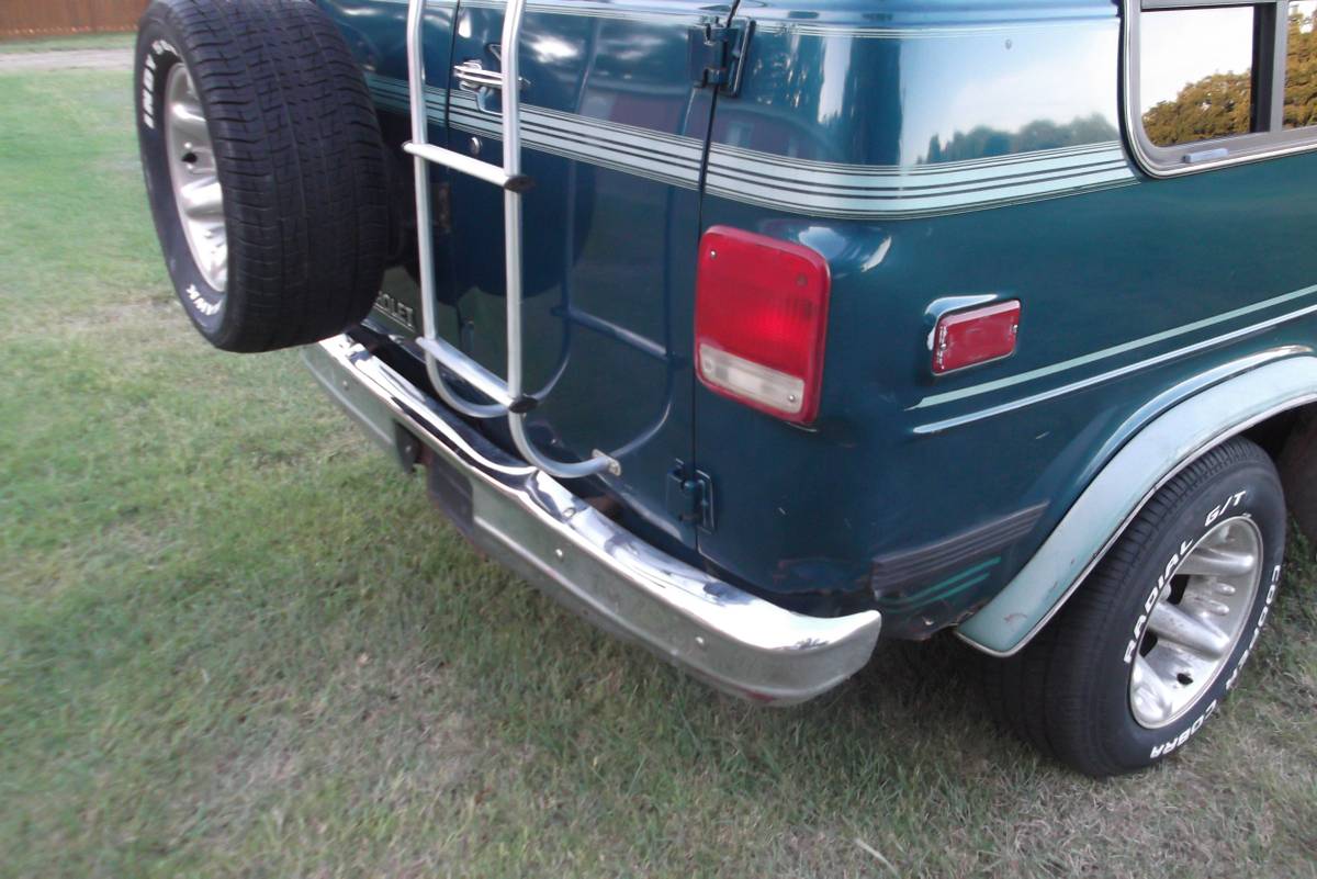 Chevrolet-g-series-34-ton-nominal-1993-green-6