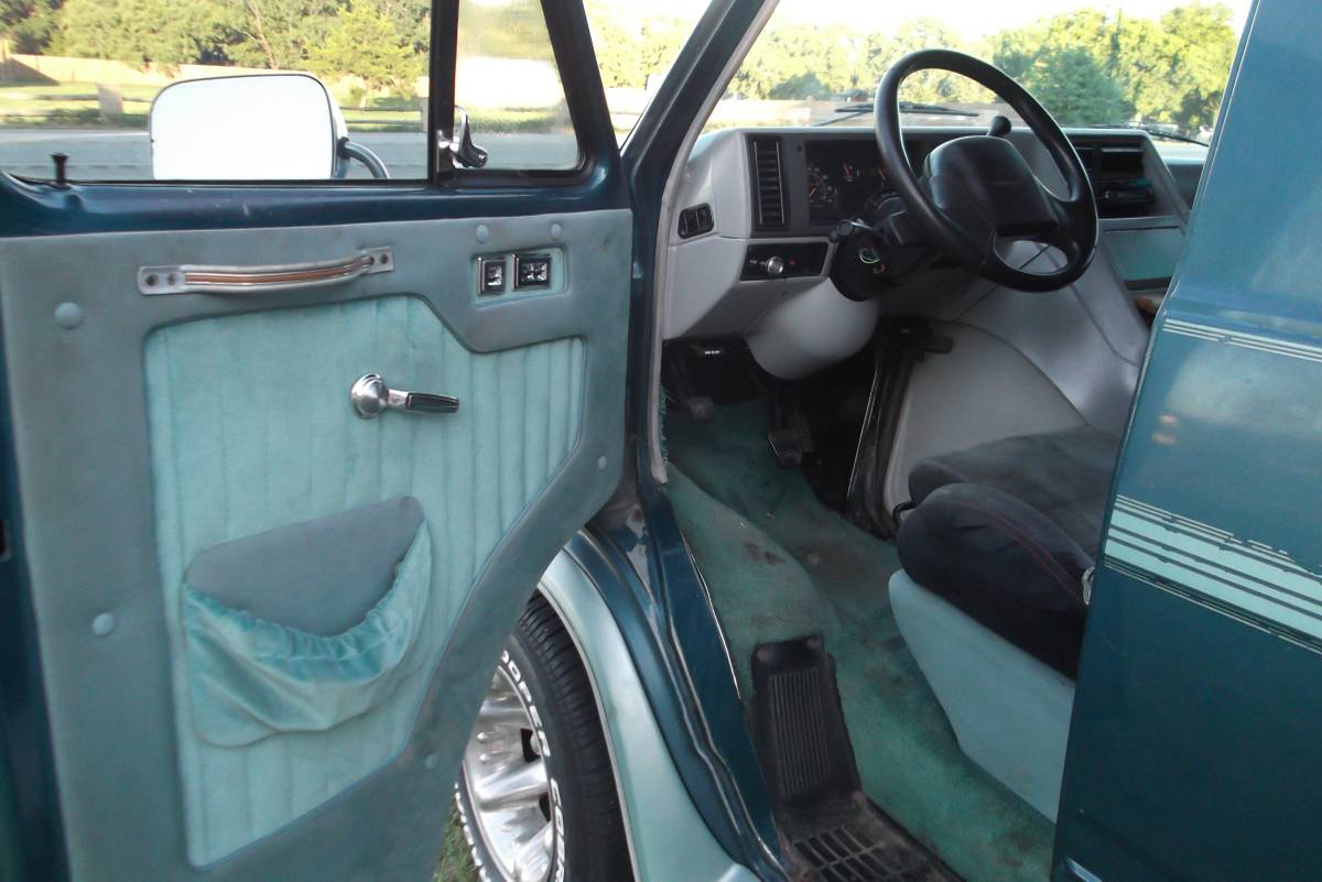 Chevrolet-g-series-34-ton-nominal-1993-green-8