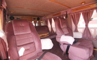 Chevrolet-g20-1988-11