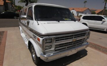 Chevrolet-g20-1988-2