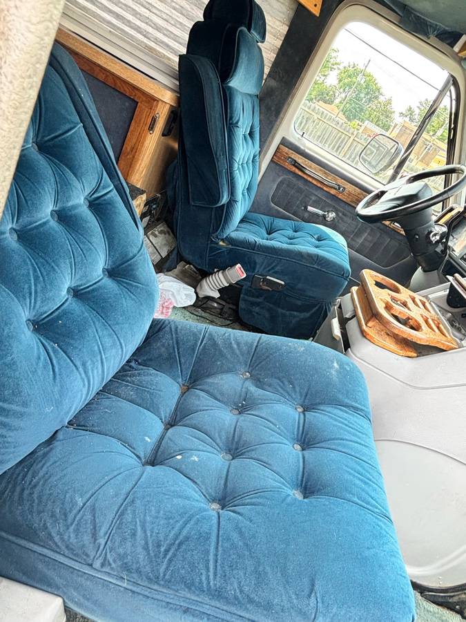 Chevrolet-g20-conversion-rv-1992-blue-3