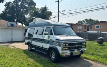 Chevrolet-g20-conversion-rv-1992-blue
