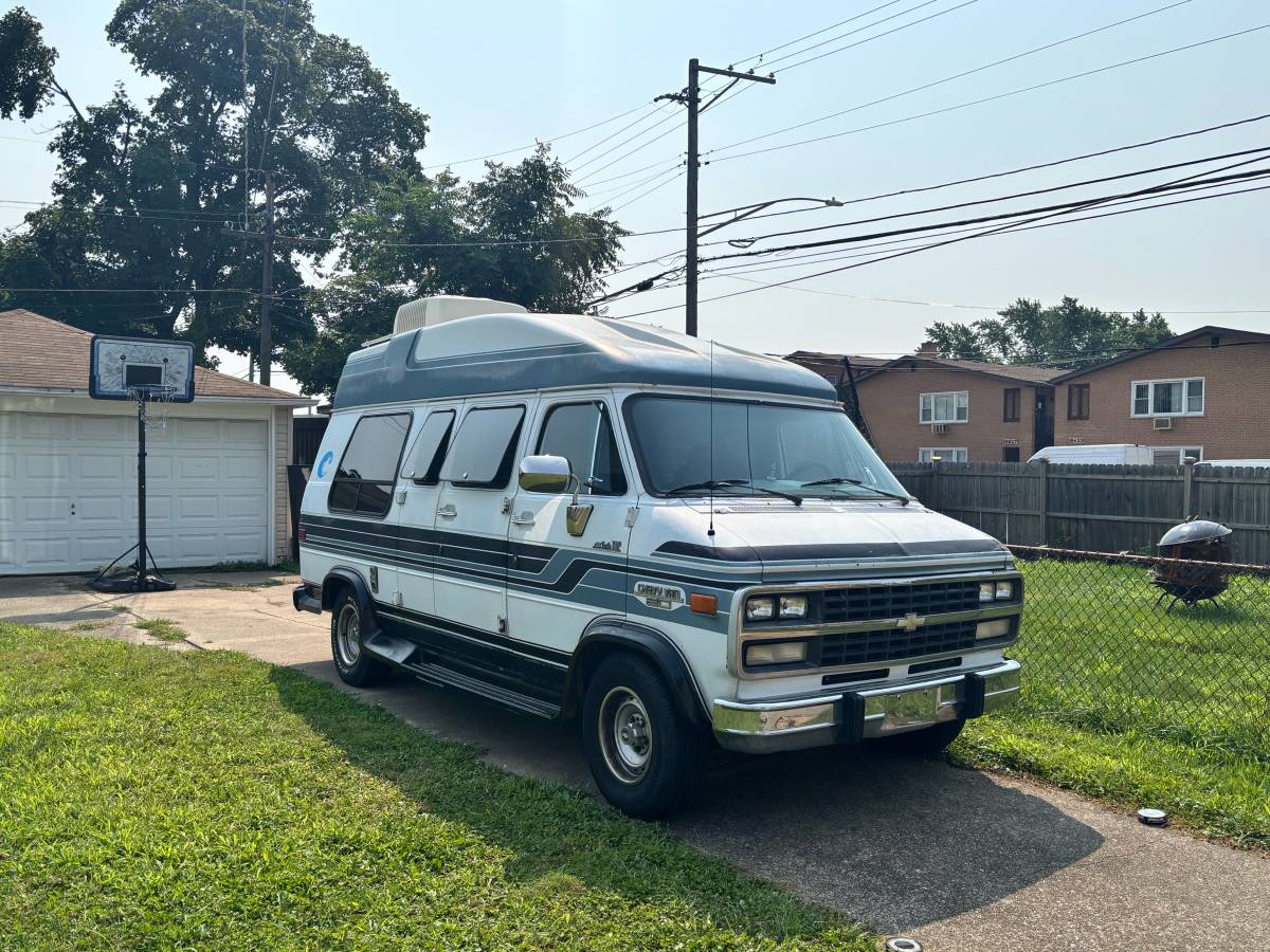 Chevrolet-g20-conversion-rv-1992-blue