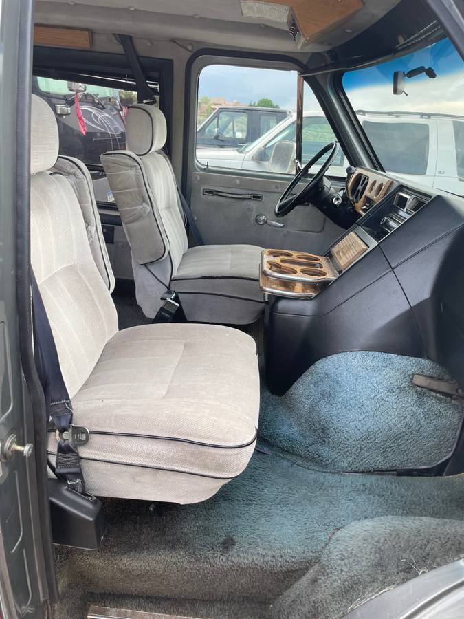 Chevrolet-g20-conversion-van-1988-red-11
