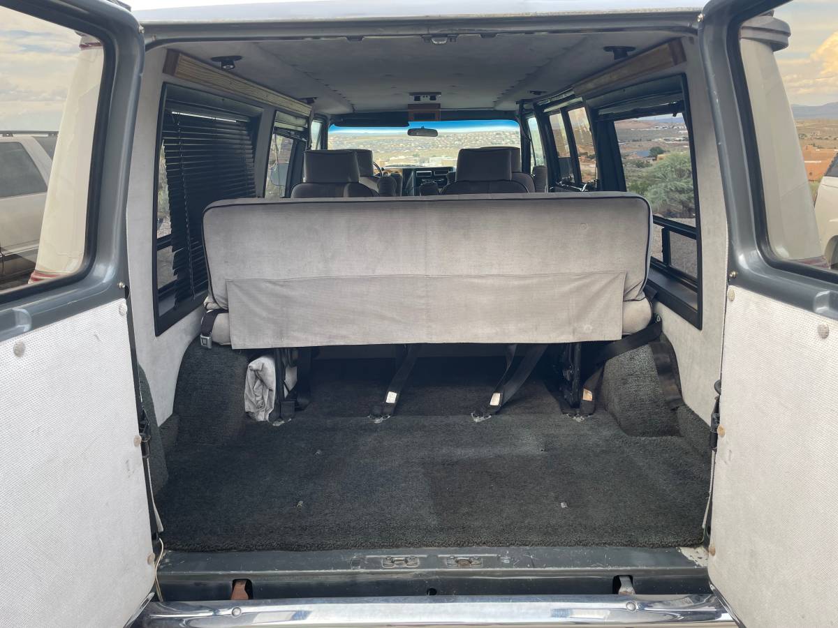 Chevrolet-g20-conversion-van-1988-red-9