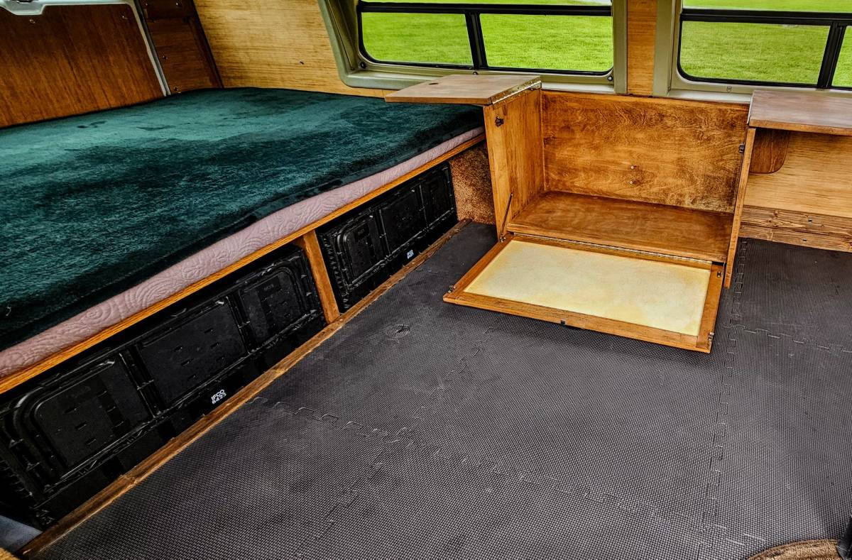 Chevrolet-g20-van-1989-1