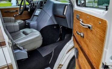 Chevrolet-g20-van-1989-15