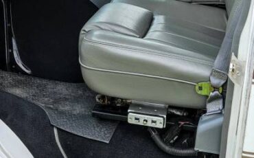 Chevrolet-g20-van-1989-17