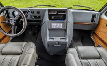 Chevrolet-g20-van-1989-19