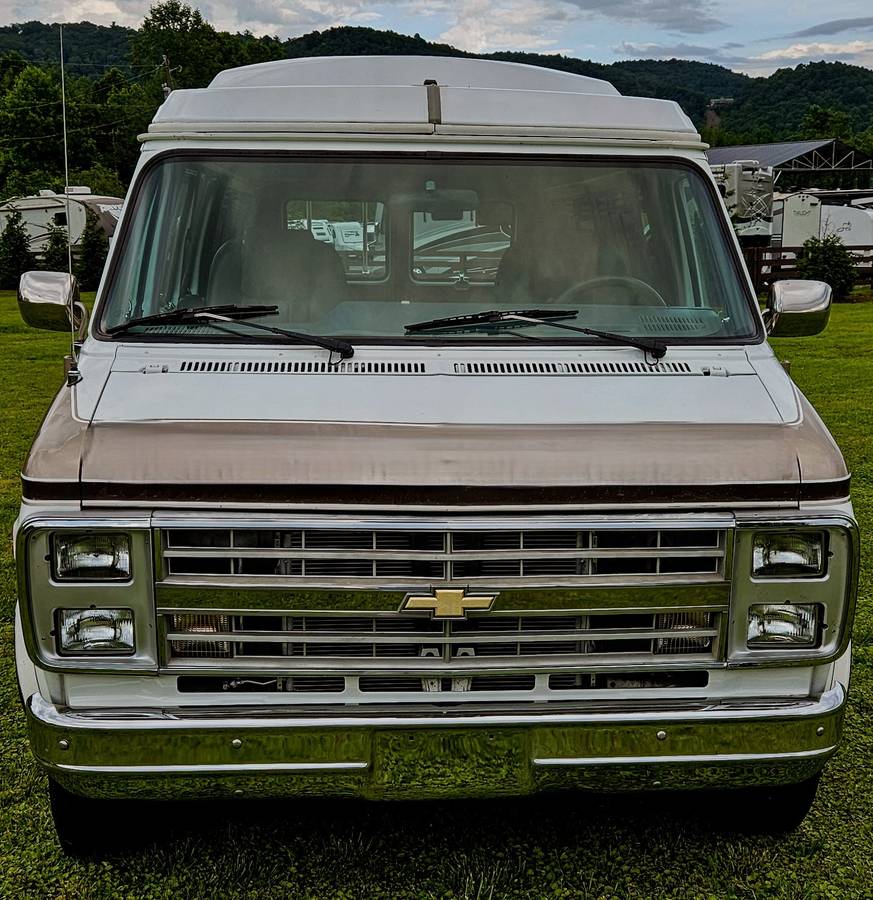 Chevrolet-g20-van-1989-4