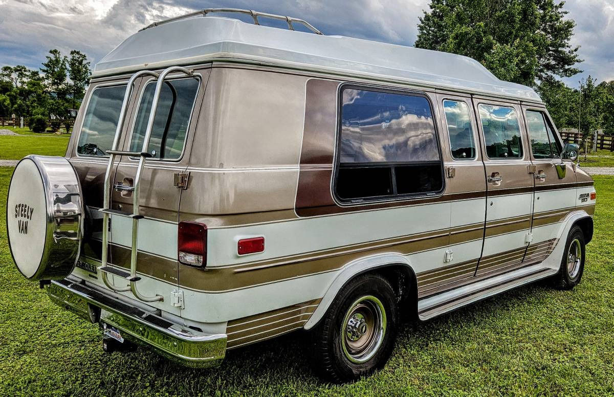 Chevrolet-g20-van-1989-6