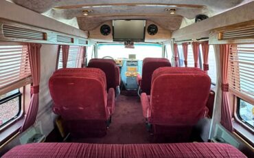 Chevrolet-g20-van-1990-white-22