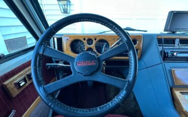 Chevrolet-g20-van-1990-white-4