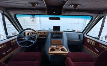 Chevrolet-g20-van-1990-white-5