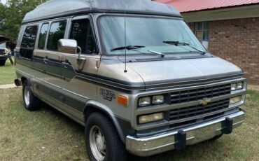 Chevrolet-g20-van-1993