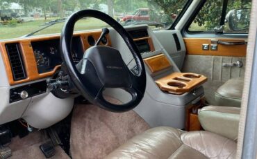 Chevrolet-g20-van-1993-5