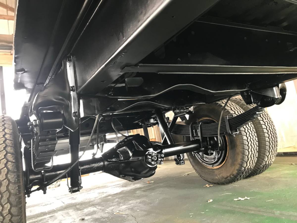 Chevrolet-g30-1979-10
