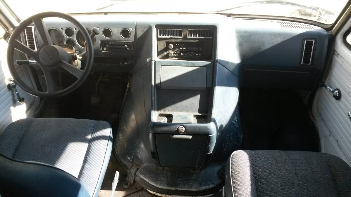 Chevrolet-g30-diesel-1990-white-10