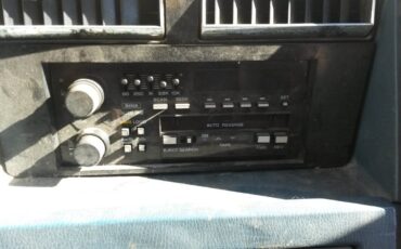 Chevrolet-g30-diesel-1990-white-11