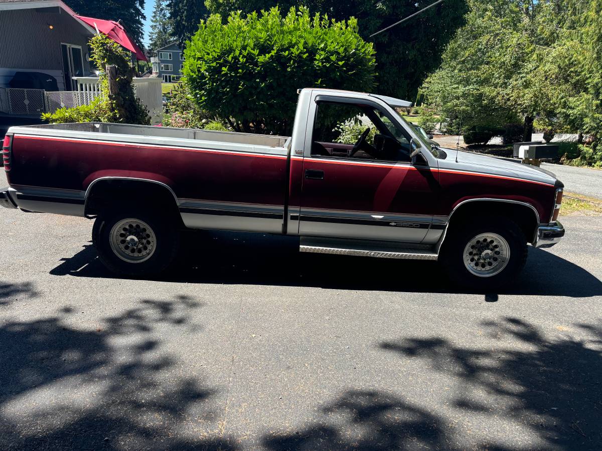 Chevrolet-gmt-400-1-ton-nominal-1989-3