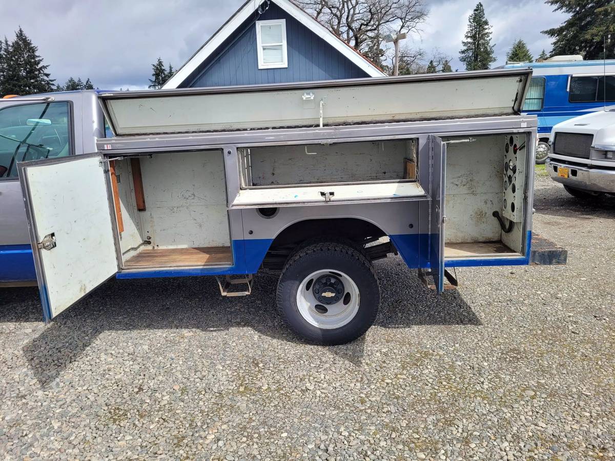 Chevrolet-gmt-400-1-ton-nominal-1994-blue-6