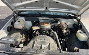Chevrolet-gmt-400-12-ton-nominal-1988-silver-16
