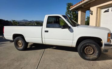 Chevrolet-gmt-400-12-ton-nominal-1988-white-1
