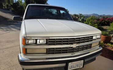 Chevrolet-gmt-400-12-ton-nominal-1988-white