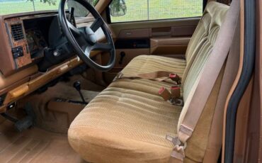 Chevrolet-gmt-400-12-ton-nominal-1989-brown-1