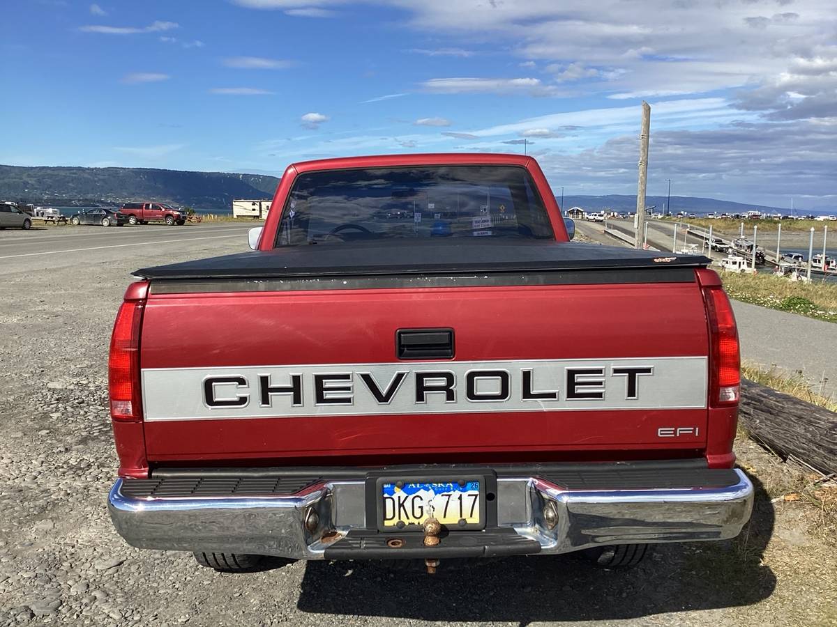 Chevrolet-gmt-400-12-ton-nominal-1990-red-19