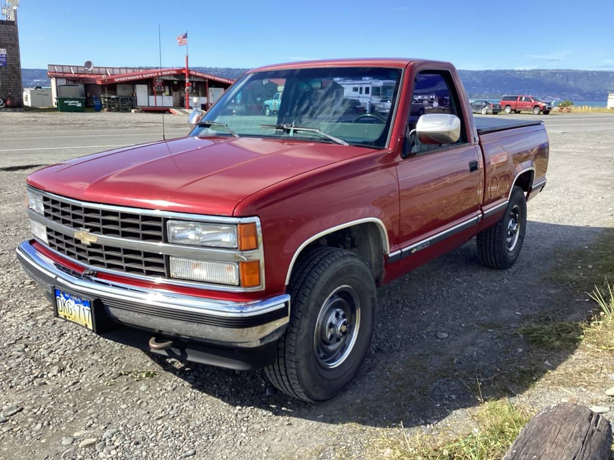 Chevrolet-gmt-400-12-ton-nominal-1990-red-26