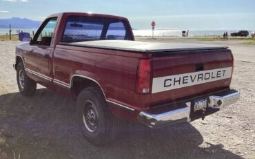 Chevrolet-gmt-400-12-ton-nominal-1990-red-9