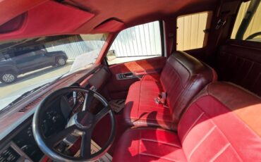 Chevrolet-gmt-400-12-ton-nominal-1990-white-9