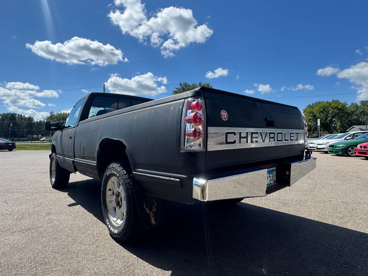 Chevrolet-gmt-400-12-ton-nominal-1991-black-6