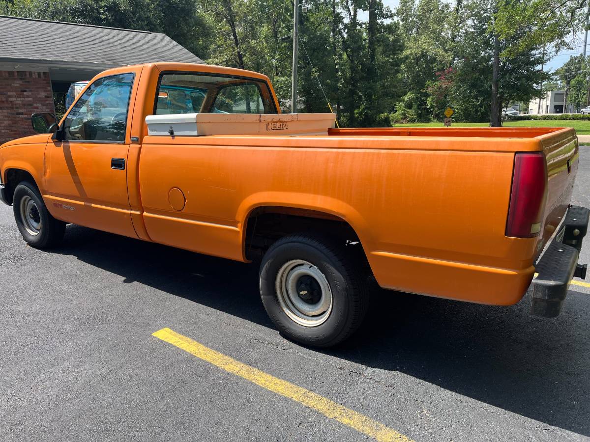 Chevrolet-gmt-400-12-ton-nominal-1991-orange-19