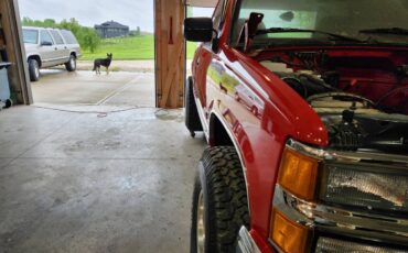 Chevrolet-gmt-400-12-ton-nominal-1992-red-1