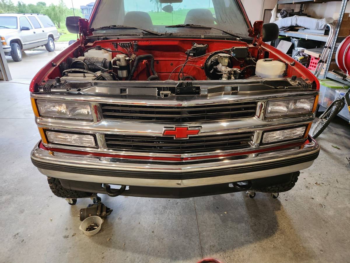 Chevrolet-gmt-400-12-ton-nominal-1992-red-21