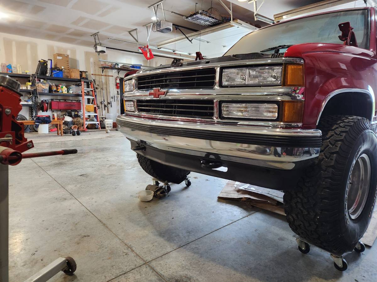 Chevrolet-gmt-400-12-ton-nominal-1992-red-6