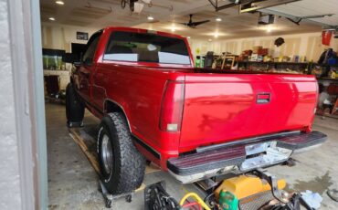 Chevrolet-gmt-400-12-ton-nominal-1992-red-9
