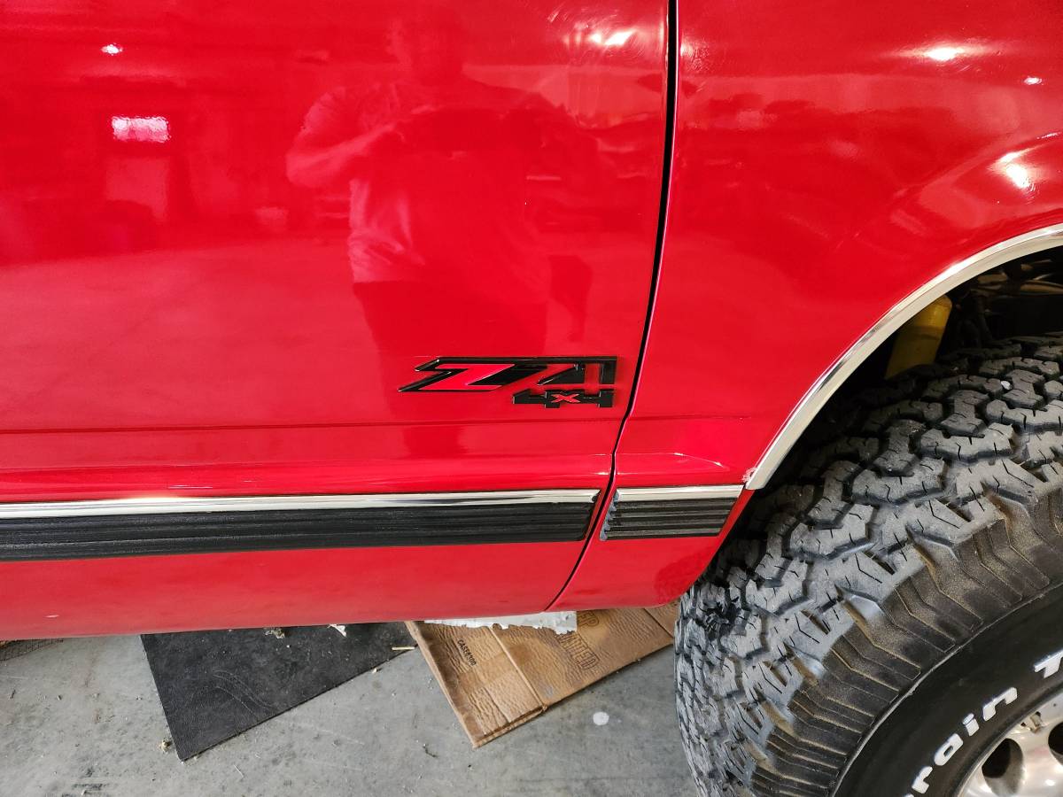 Chevrolet-gmt-400-12-ton-nominal-1992-red
