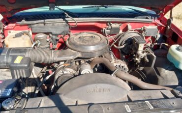 Chevrolet-gmt-400-12-ton-nominal-1994-red-4